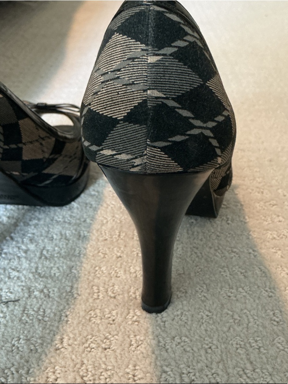 Madden Girl Black Peep-Toe Heels with Bow Accent size 9.5 - Picture 5 of 11
